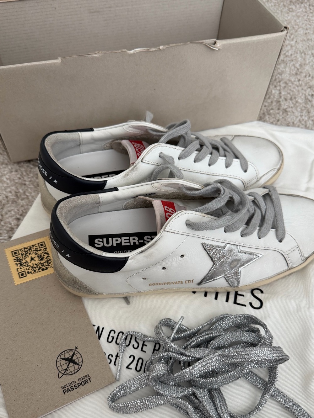 Golden Goose Super-Star LTD 2019 White Silver EU 37